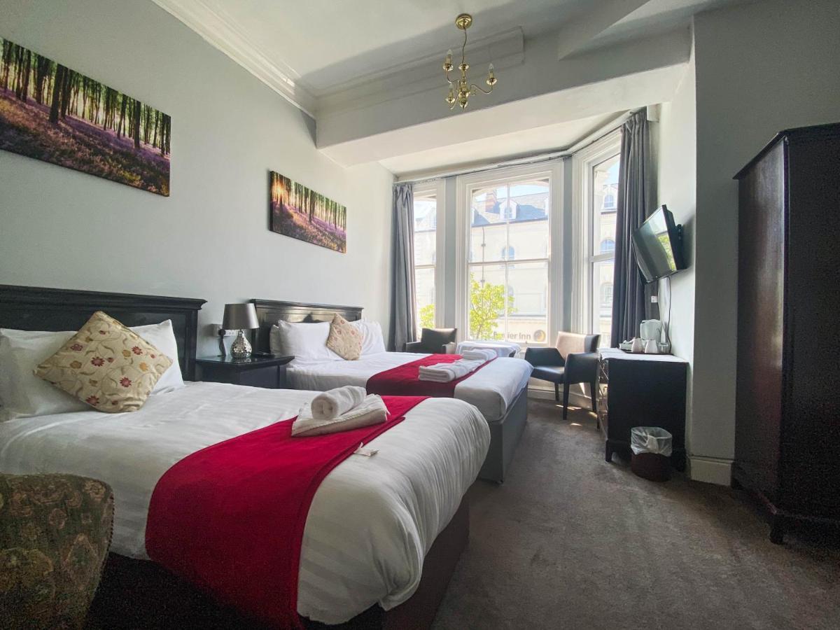 The Broadway Hotel لاندودنو المظهر الخارجي الصورة
